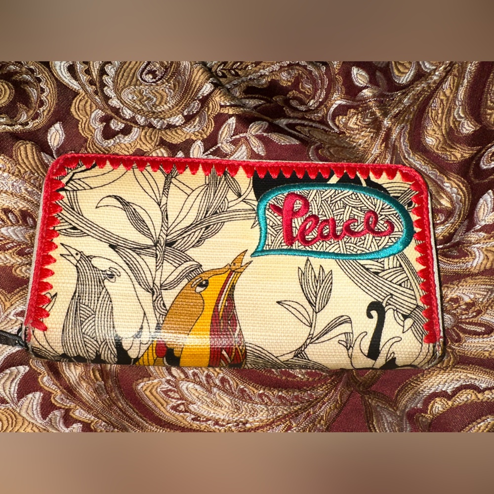 Sakroots Multicolor Peace Design Clutch